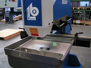 Punching machine for sink punching_4.jpg