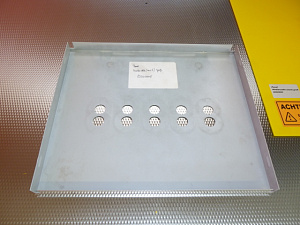 Punching machine with clamping frame_3.jpg