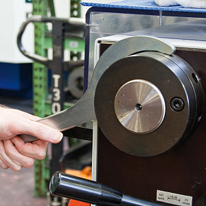 amf_ключ гаечный с шипом 1810B.jpg